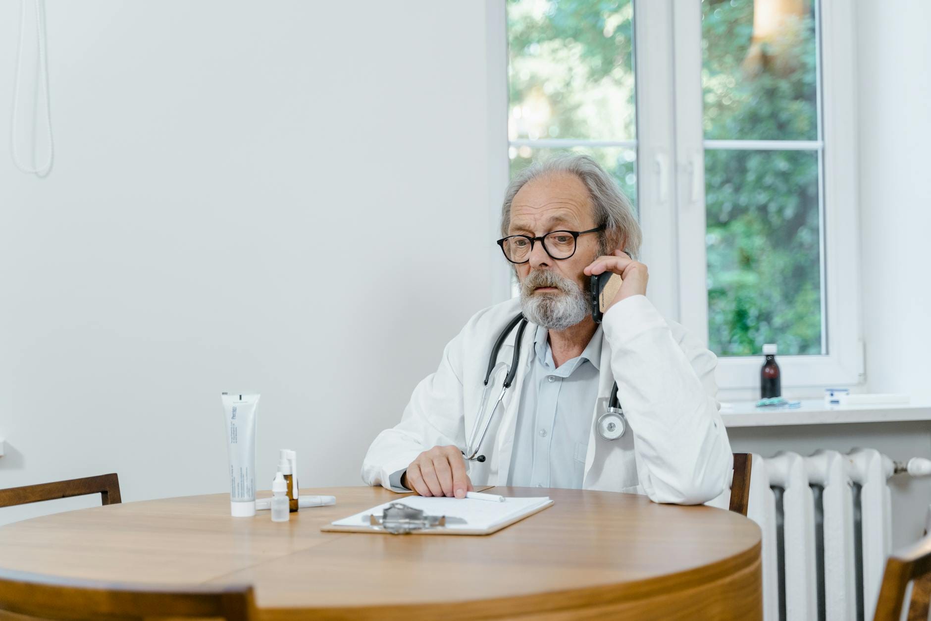 Medicare Hospice Benefit: A Complete Guide for Families - photo by Tima Miroshnichenko on Pexels