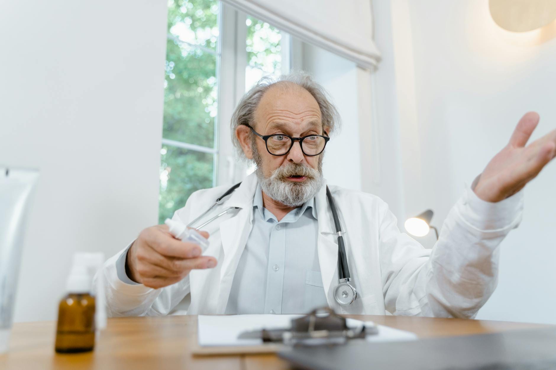 How to Avoid the Medicare Late Enrollment Penalty - photo by Tima Miroshnichenko on Pexels