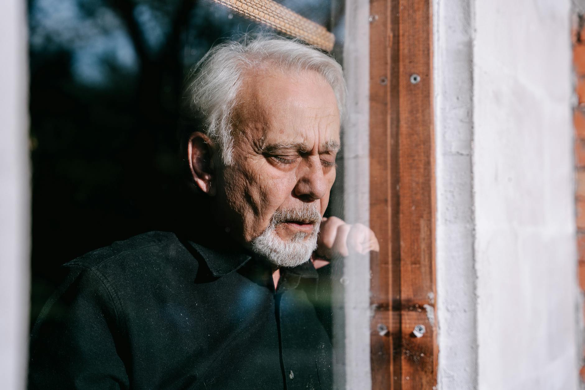 signs of depression in elderly adults