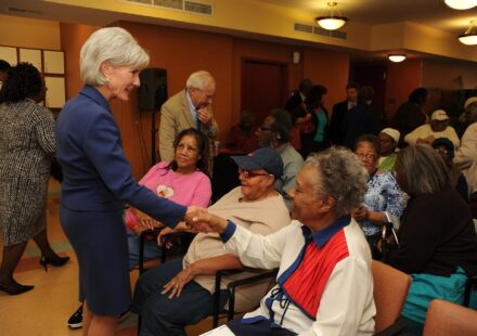 Federal officials discussing Medicare open enrollment